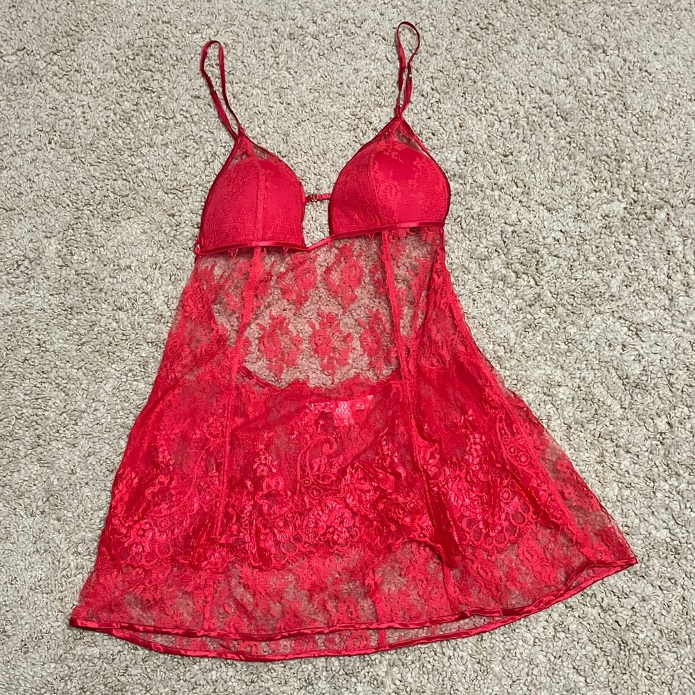 Victoria's Secret Very Sexy padded Red Lace Chemise, medium
